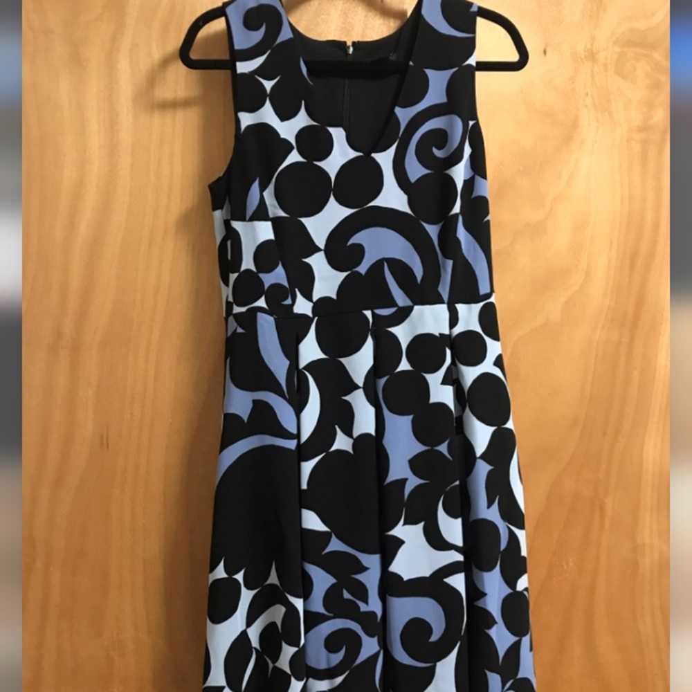 Sleeveless A-line dress
